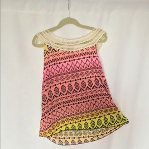 Between girls blouse perfect for summer